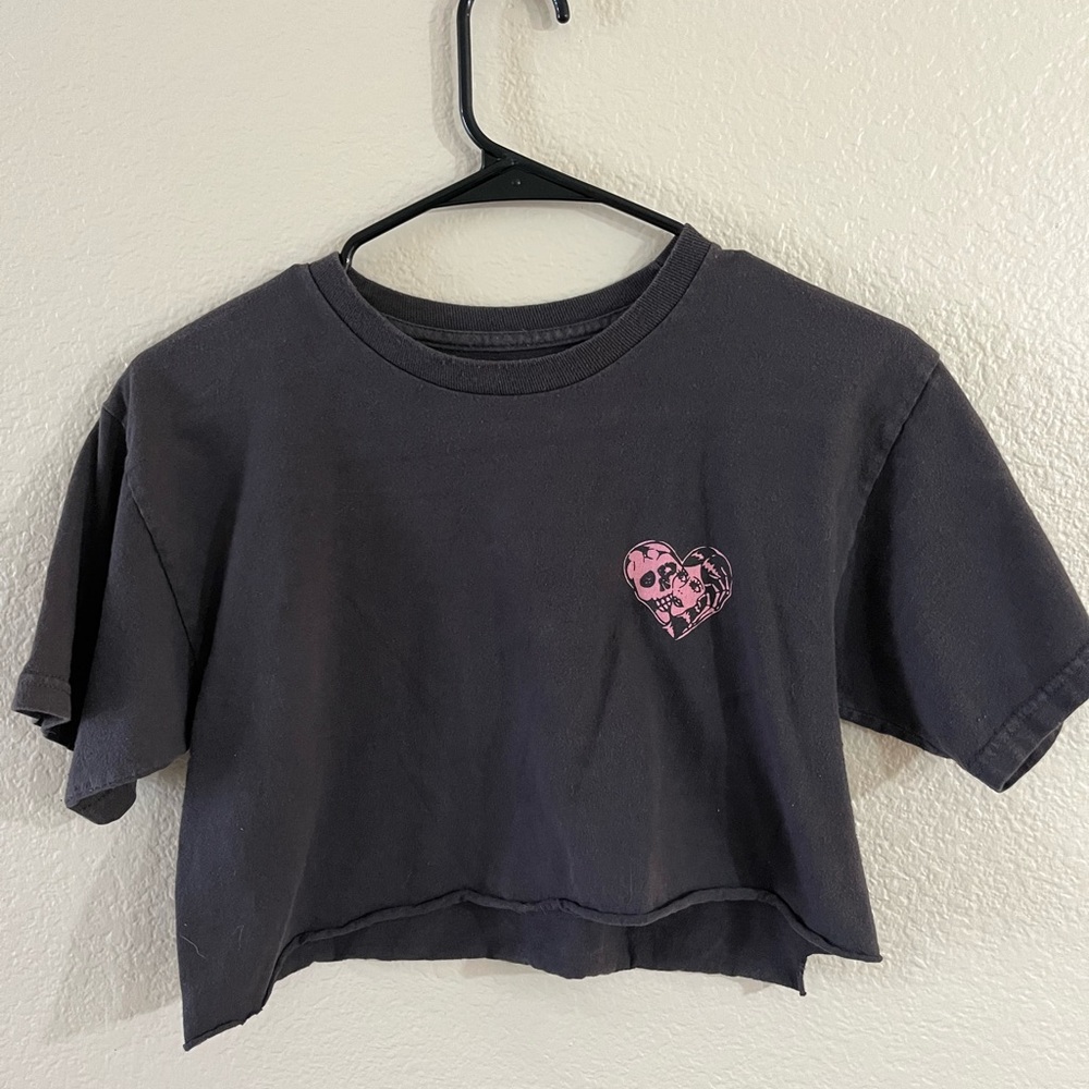 Black Cropped T-Shirt with Pink Heart Design
